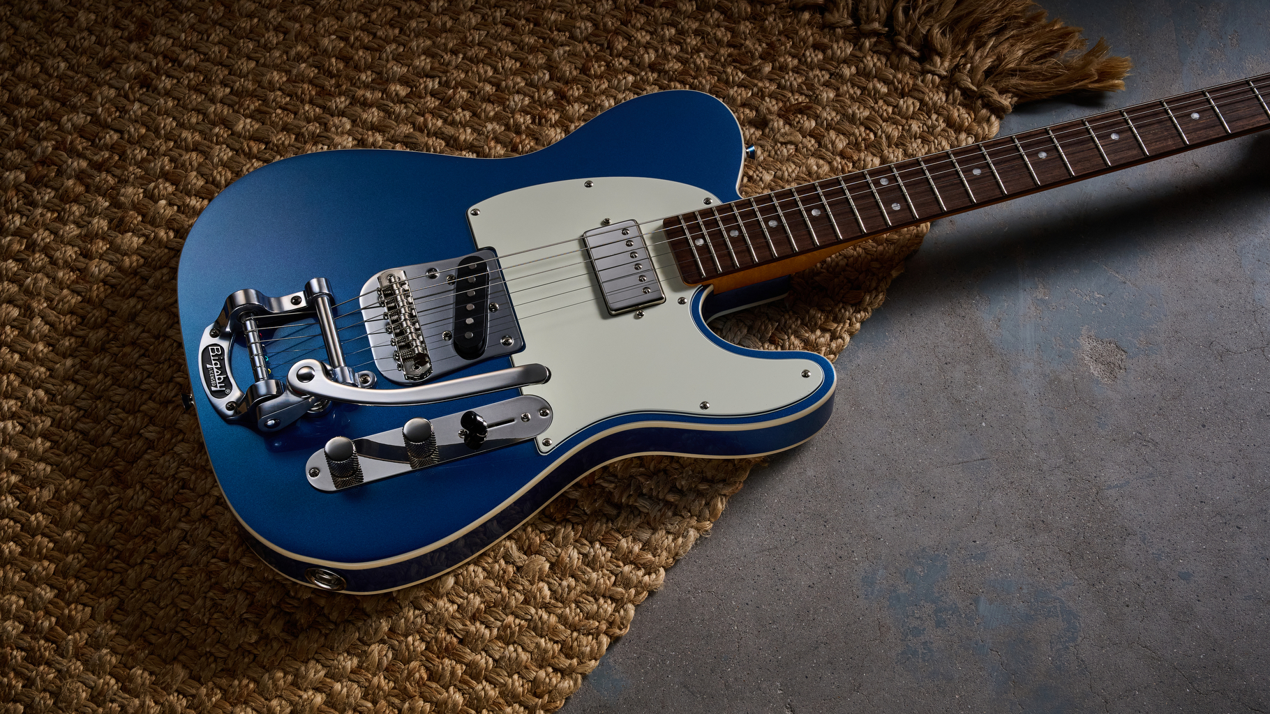 Fender Squier Classic Vibe Custom Telecaster SH with Bigsby
