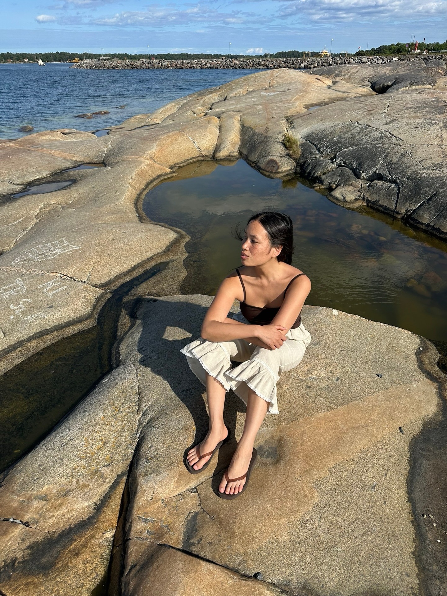 Fashion influencer wearing petticoat pants