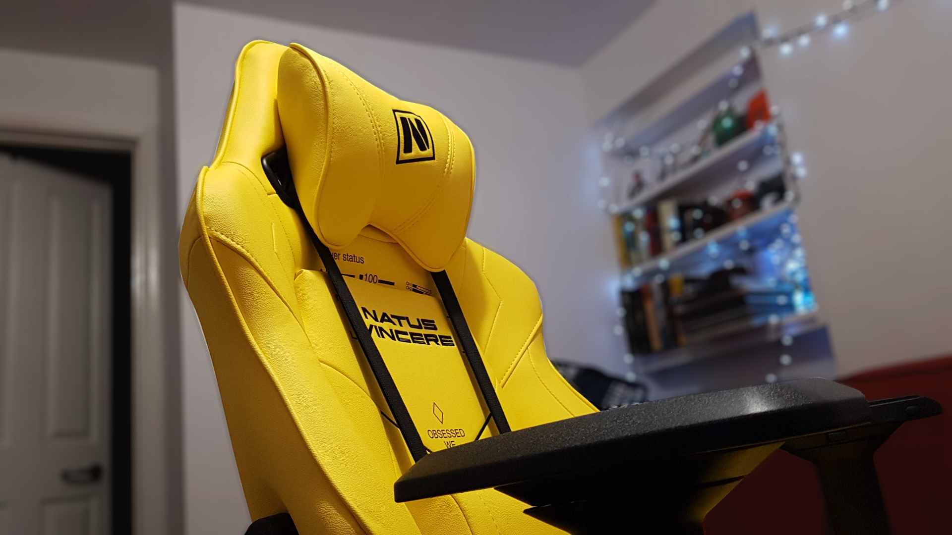 The Andaseat Na'Vi Edition gaming chair in bright yellow