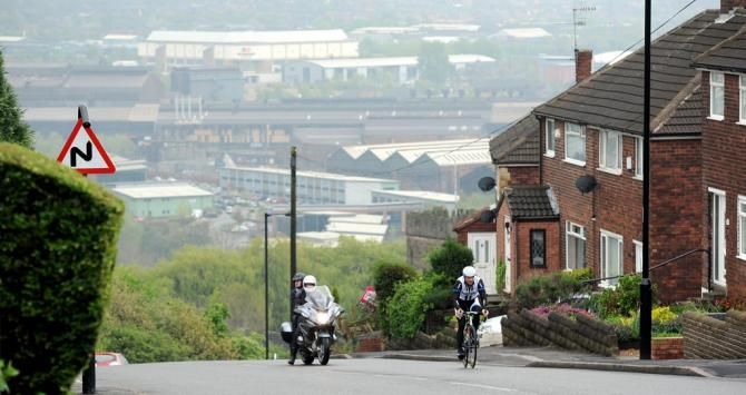 These houses will be prime position to see the peloton split in the climb