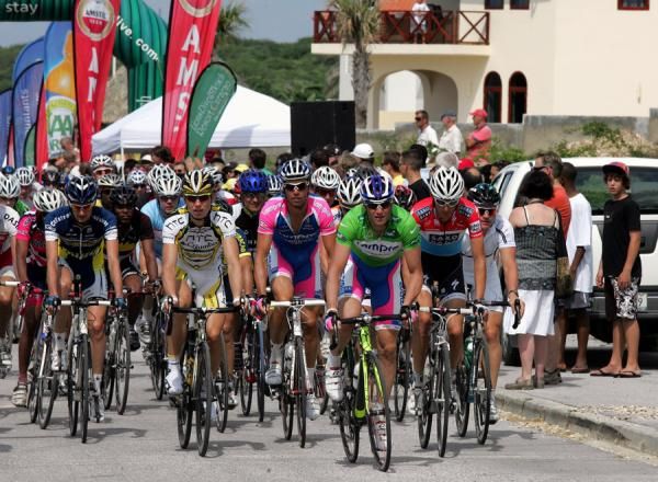 Alessandro Petacchi leads the field off the start line