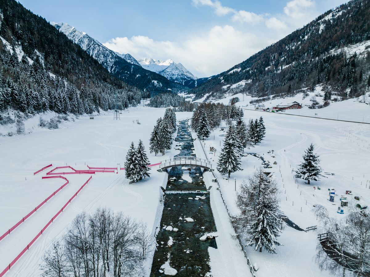 The river divides the Val di Sole course