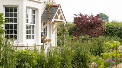 15 ways to add kerb appeal to your home – expert-approved tips | Ideal Home
