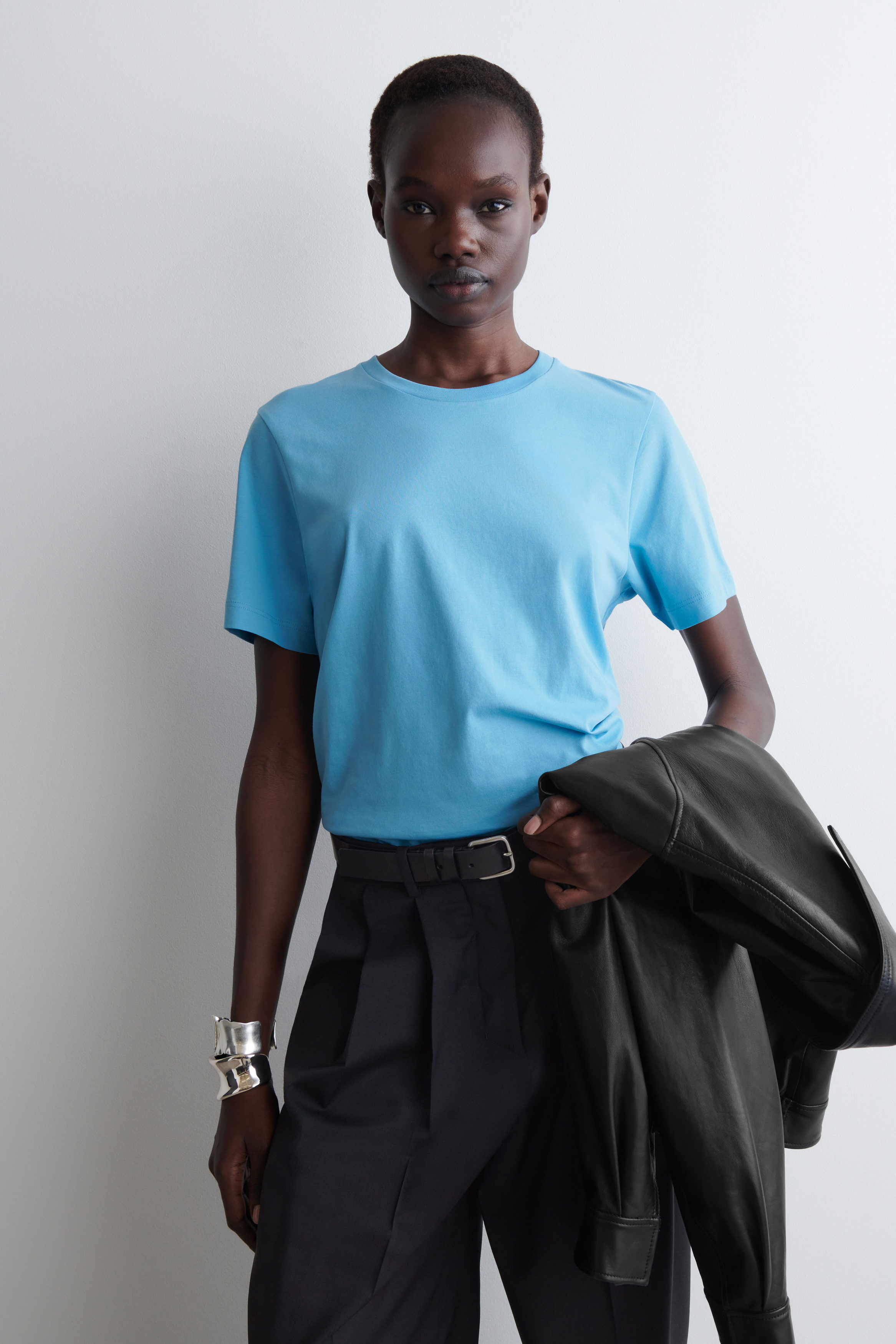 Crew's collar cotton T-shirt