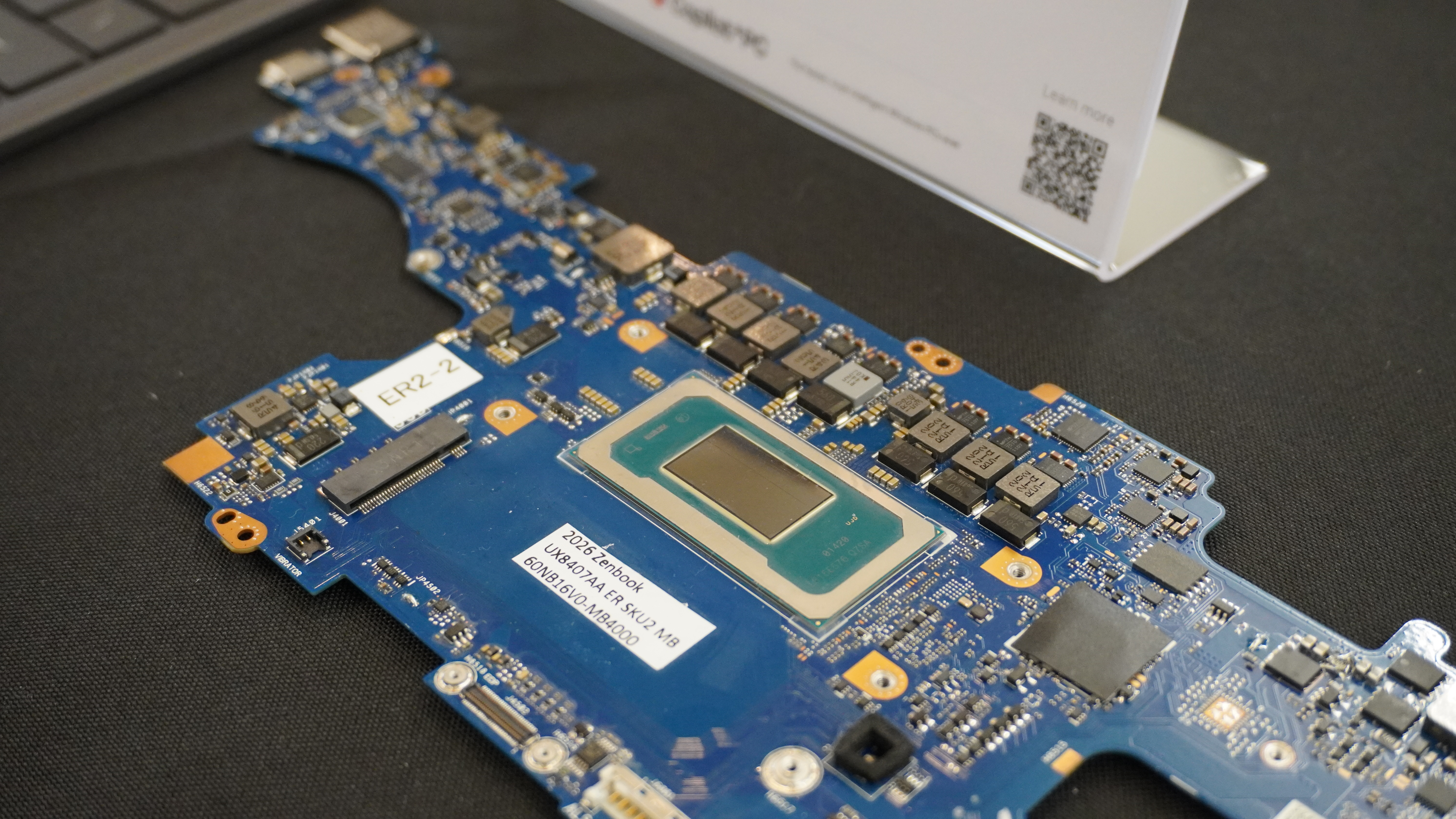 Asus Zenbook Duo (2026)