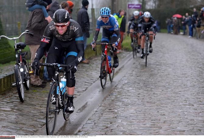 Ian Stannard rides the gutter in Omloop Het Nieuwsblad