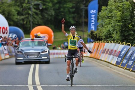 Jolanda Neff (Swiss National Team) takes her second win of the race