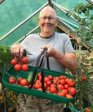 gerald stratford and his home grown tomatoes