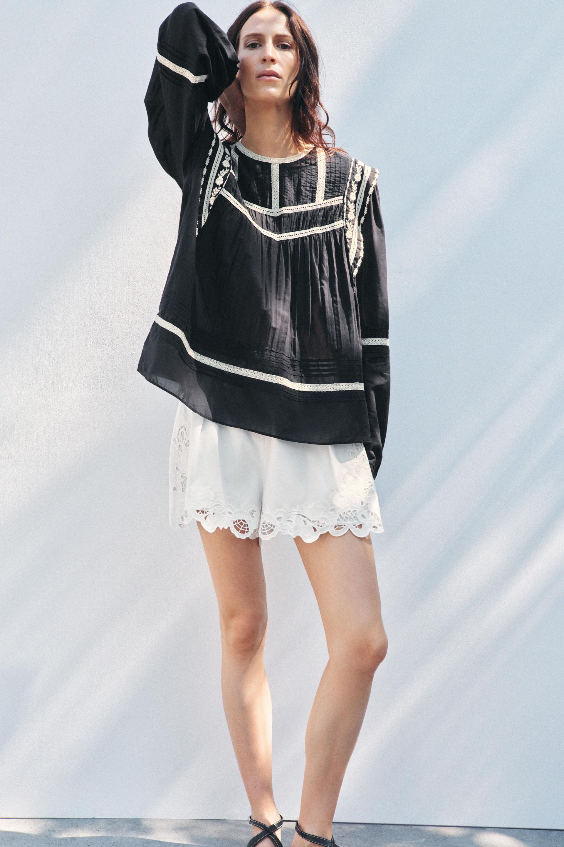 Zw Collection Blouse With Contrast Embroidery