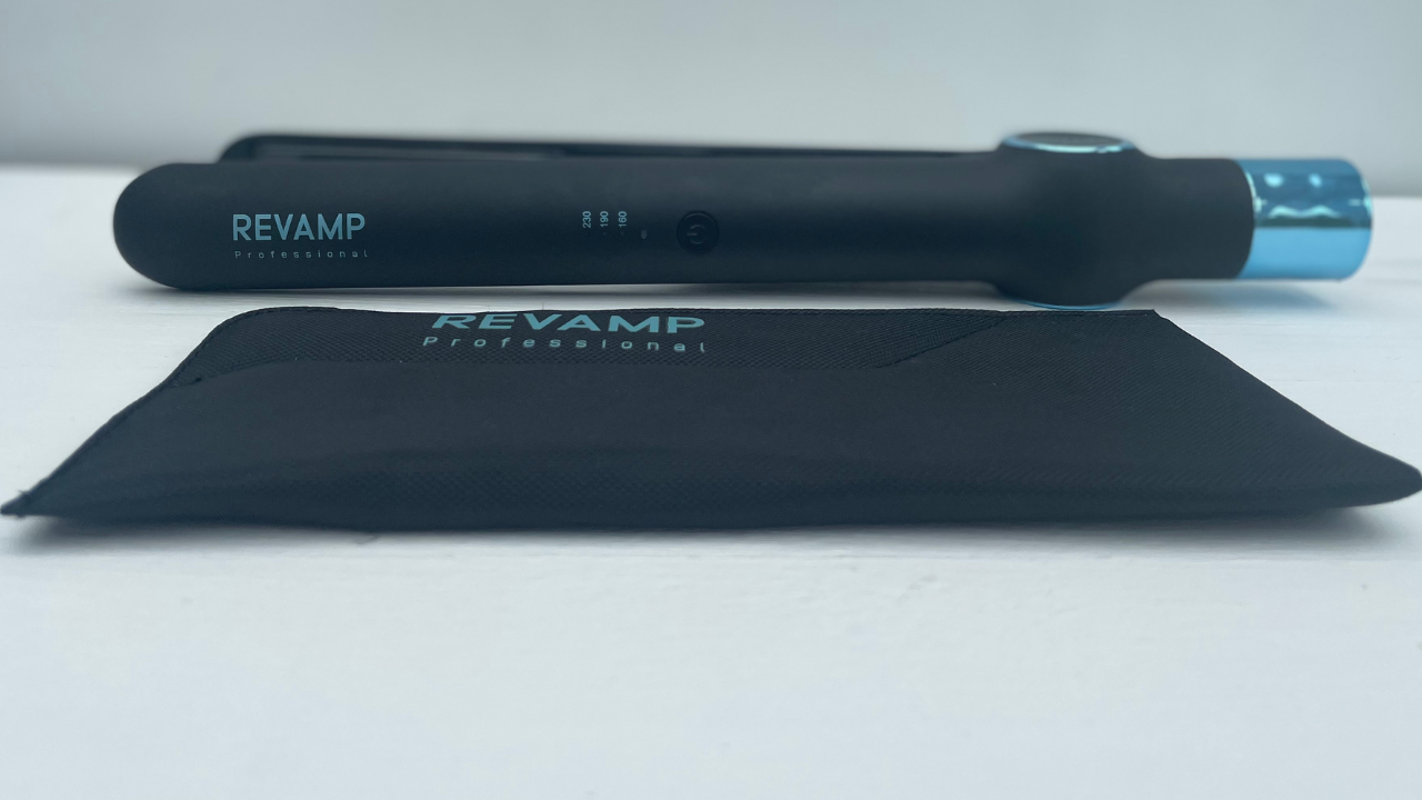 Revamp iGen Progloss Cordless Ceramic Hair Straightener Review sleek