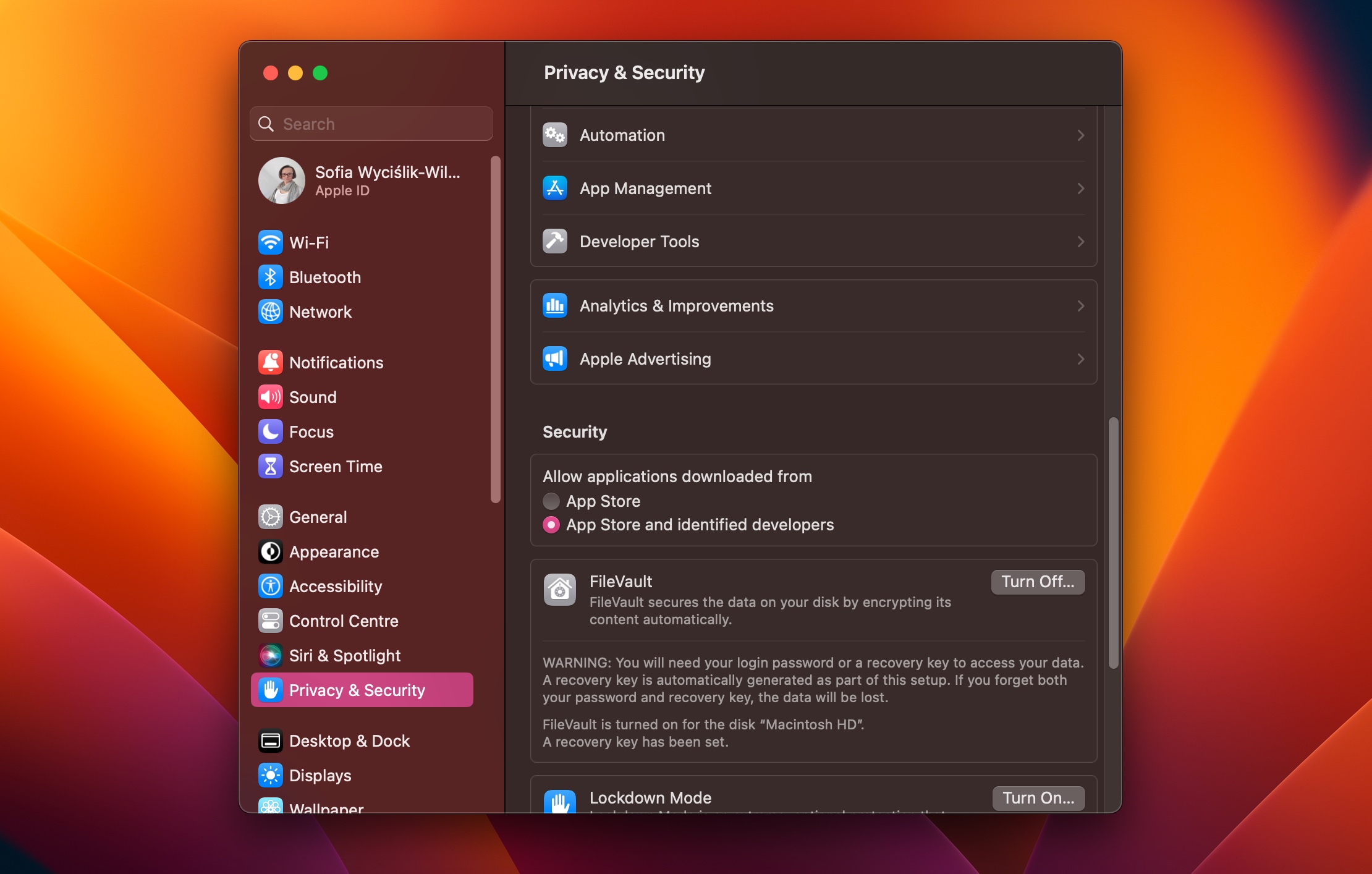 How to use Lockdown Mode in macOS Ventura to help secure your data ...