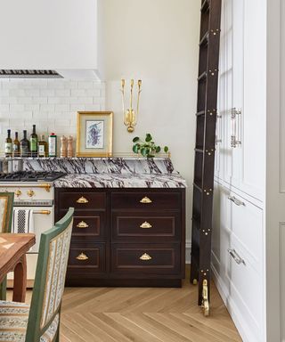 Mix and match kitchen cabinet with marble counter and wood cabinet