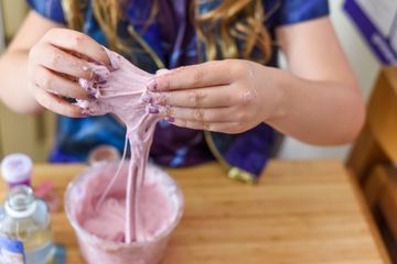 12 Fun science experiments for kids to try at home | GoodtoKnow