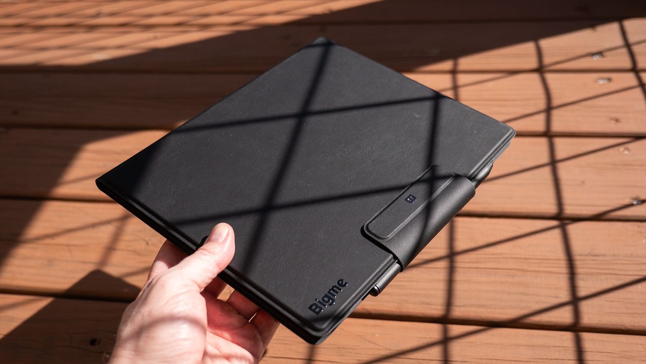 The Bigme B1051C Pro in its keyboard case