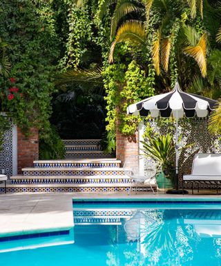 Swimming pool in Fleetwood Mac’ house in Santa Monica