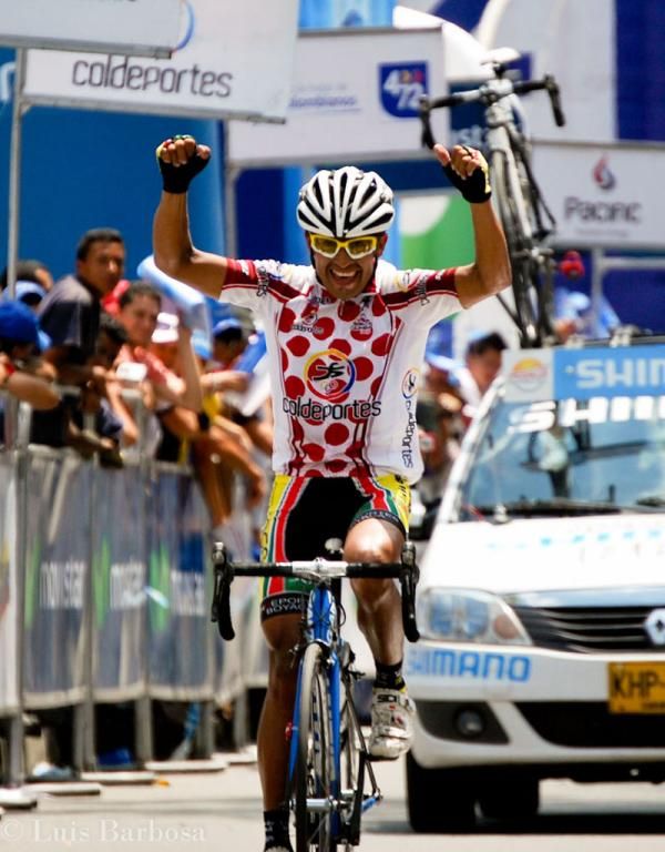 Camargo takes the win