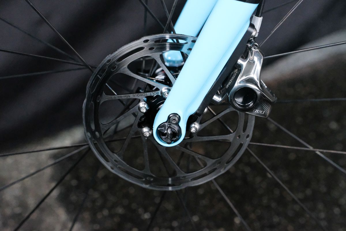 Another look at the SRAM Hydro disc brakes
