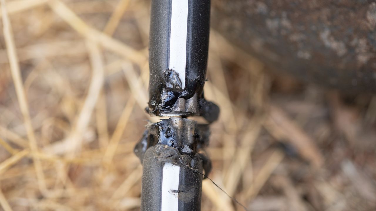 Litelok x1 bike lock cut through