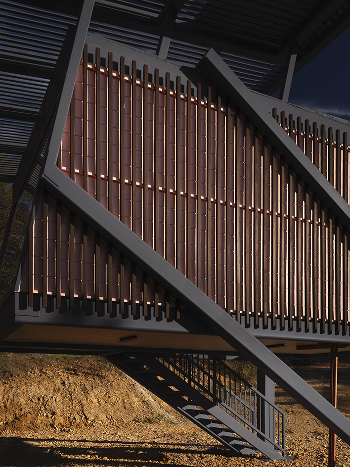 null small house, a raised steel and timber structure in the countryside that experiments as a proposal for climate resilient architecture