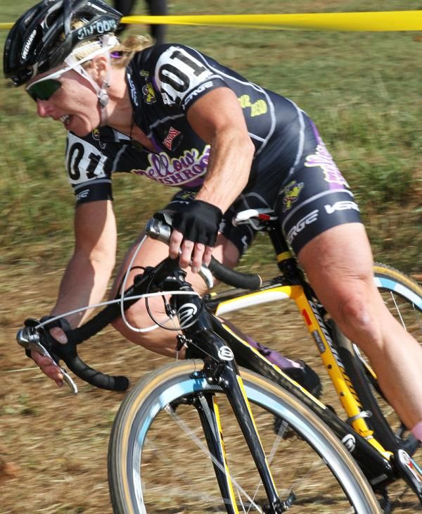 Elite women's winner Laura Van Gilder (C3 p/b Mellow Mushroom)