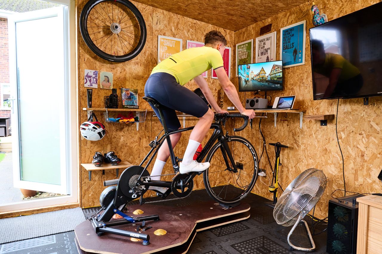 Indoor training with a fan