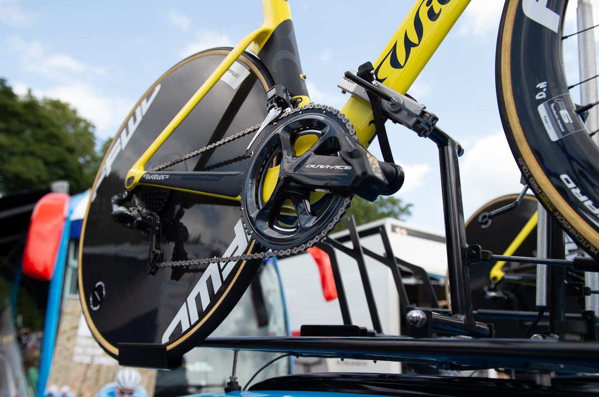 Tour de France edition Look Keo Blade Carbon pedals for this Total Direct Energie rider