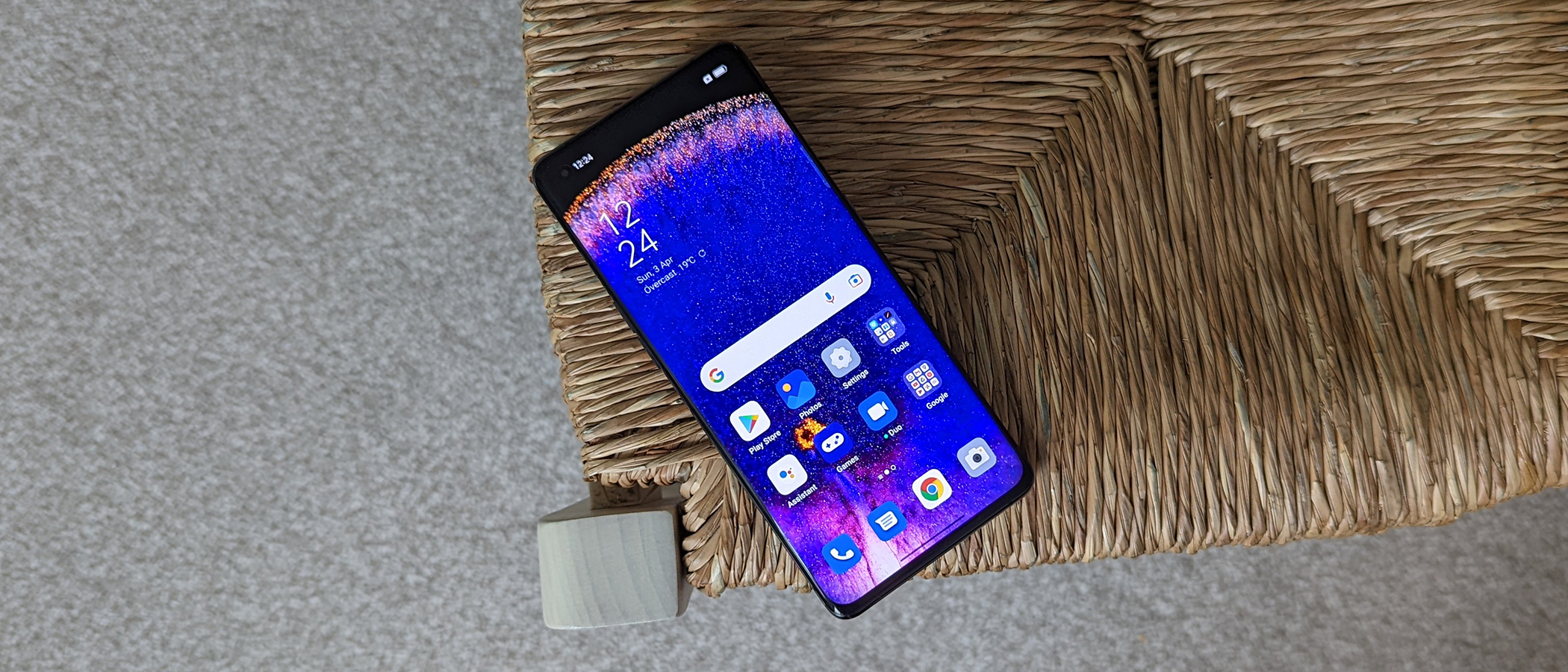 Oppo Find X5 review: a 'premium' mid-range Android phone