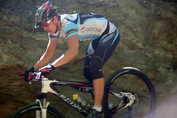 The steepness of the descent is not easily visible in the picture.