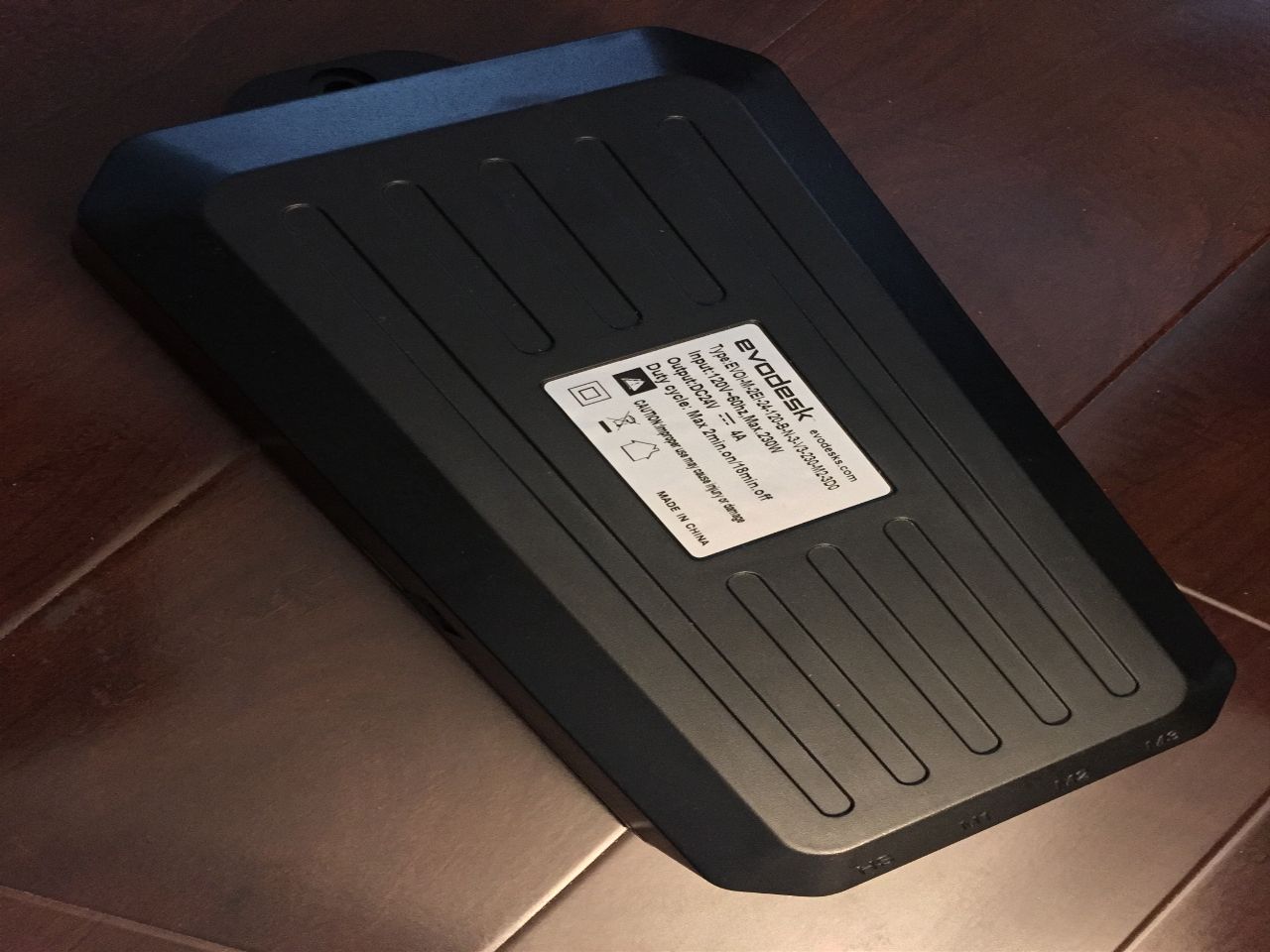 EvoDesk 3596