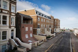 alex chinneck street art