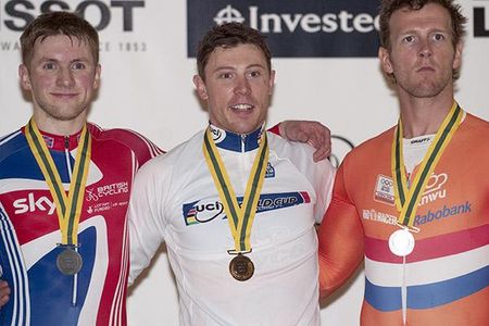 The men's sprint podium (l-r): Jason Kenny (2nd,GBR), Shane Perkins (1st,AUS), and Teun Mulder (3rd,NED).