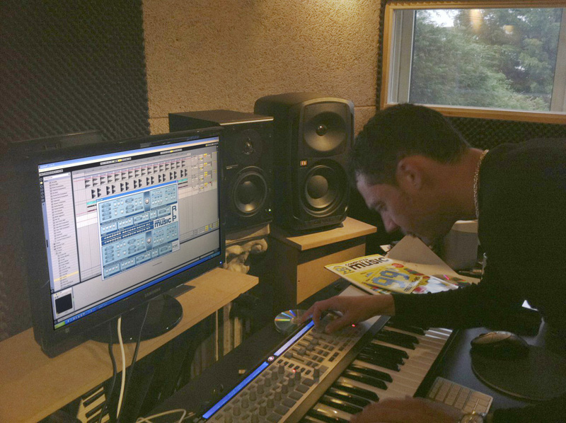 Silvio Ecomo hard at work with R.I.P.