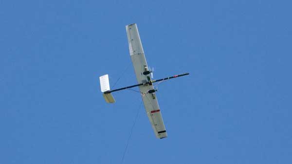 The rotors on the kite&#039;s wings produce thrust in low wind and energy in high wind.