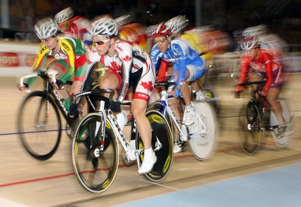 Tara Whitten (Canada) heads the field in the scratch race for the women's omnium.