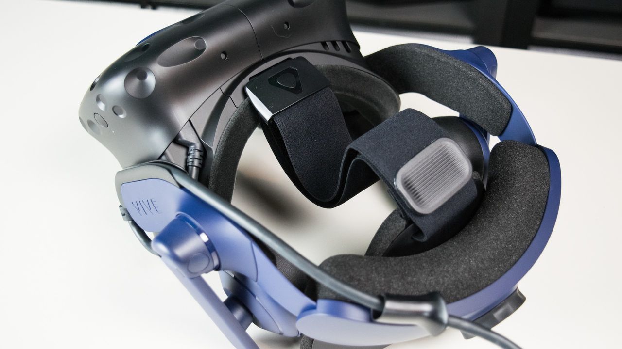 HTC Vive Pro 2