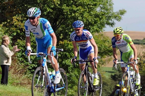 The initial 3-rider breakaway during stage 5 at the Tour of Britain.