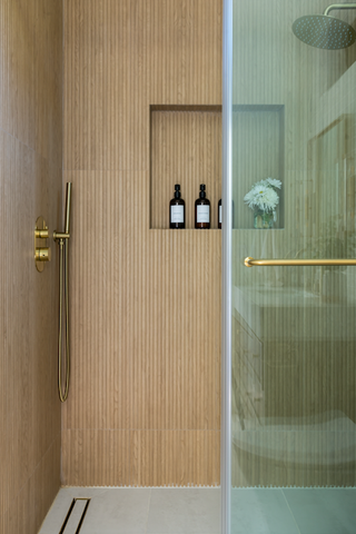 textured wood-like fluted shower wall