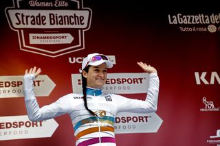 Lizzie Armitstead wears the first-ever Women's WorldTour leader's jersey after winning Strade Bianche