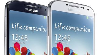 Samsung defends Galaxy S4 storage