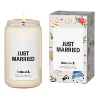 25. Homesick Just Married Candle