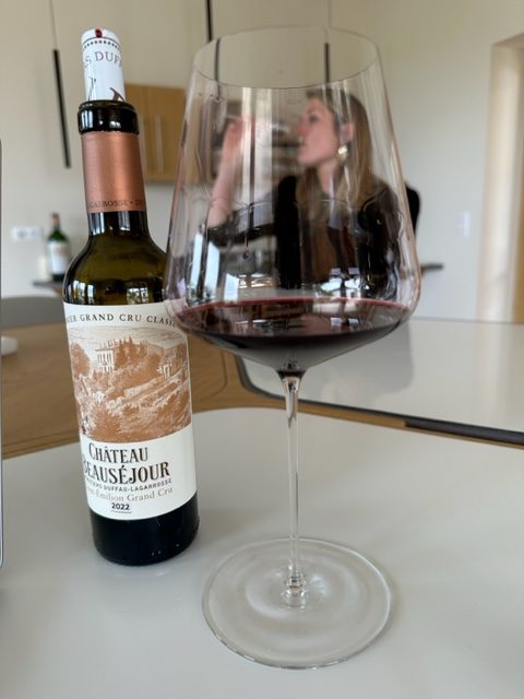 Tasting at Ch&amp;acirc;teau Beaus&amp;eacute;jour Duffau-Lagarrosse with winemaker Jos&amp;eacute;phine Duffau-Lagarrosse