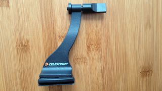 A photo of the Celestron 93524 Roof and Porro Binocular Tripod Adapter