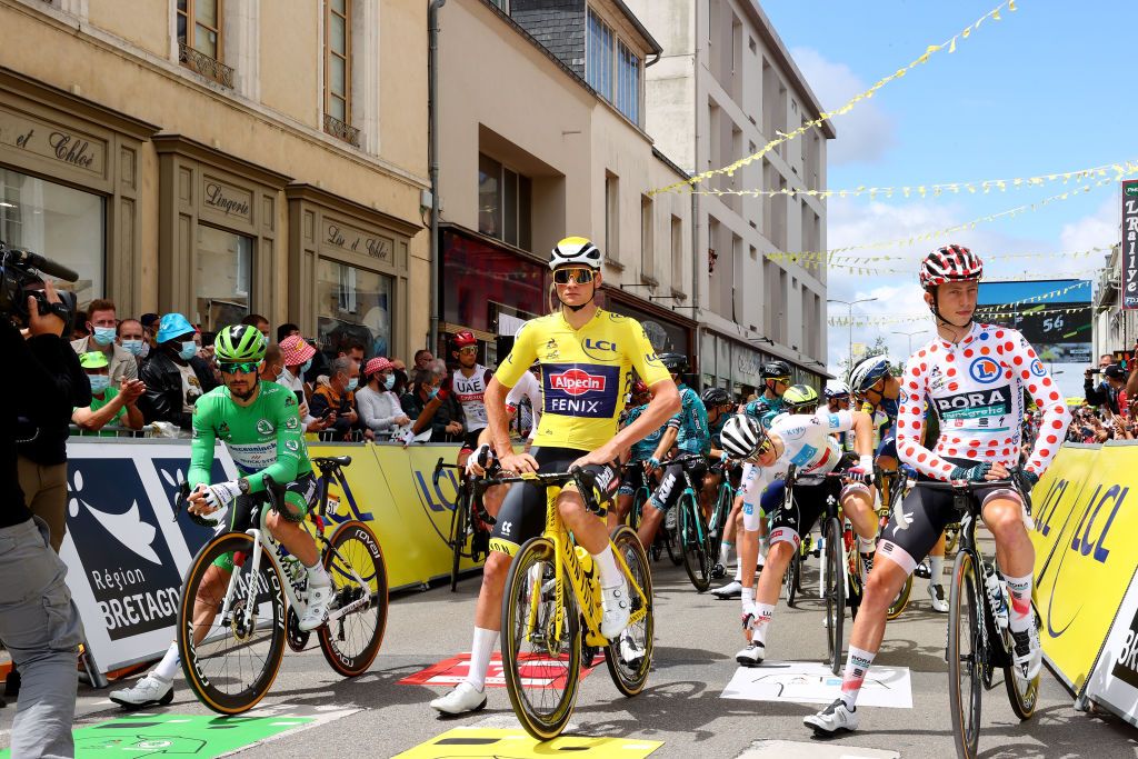 FOUGERES FRANCE JUNE 29 Julian Alaphilippe of France and Team Deceuninck QuickStep Green Points Jersey Mathieu Van Der Poel of The Netherlands and Team AlpecinFenix yellow leader jersey Ide Schelling of The Netherlands and Team BORA Hansgrohe Polka Dot Mountain Jersey at start during the 108th Tour de France 2021 Stage 4 a 1504km stage from Redon to Fougres LeTour TDF2021 on June 29 2021 in Fougeres France Photo by Michael SteeleGetty Images