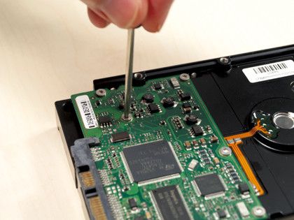 Step-by-step: Fix your hard drive - How to repair a dead hard drive ...