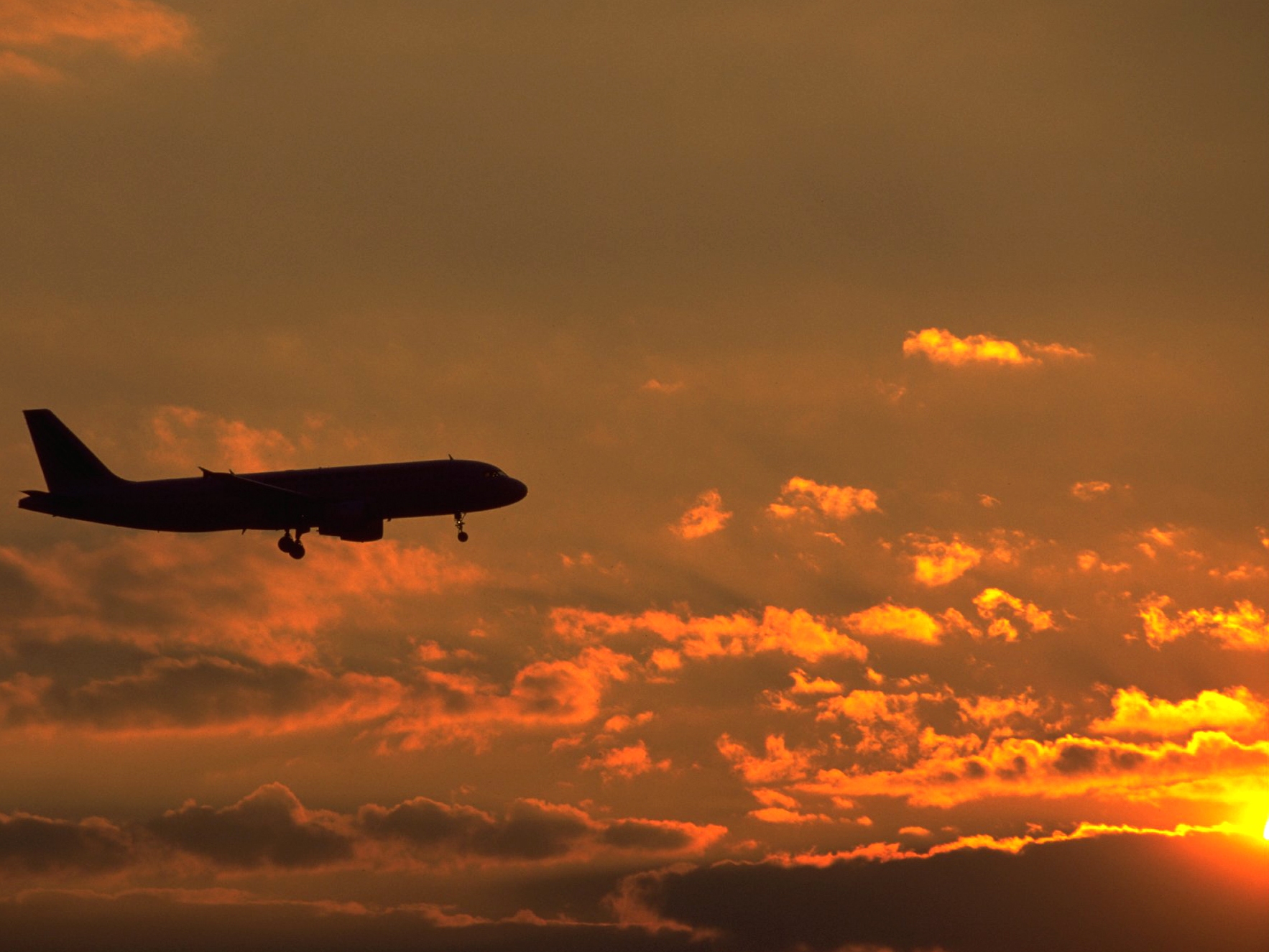 weird-tech-airline-holds-man-for-iphone-use-techradar