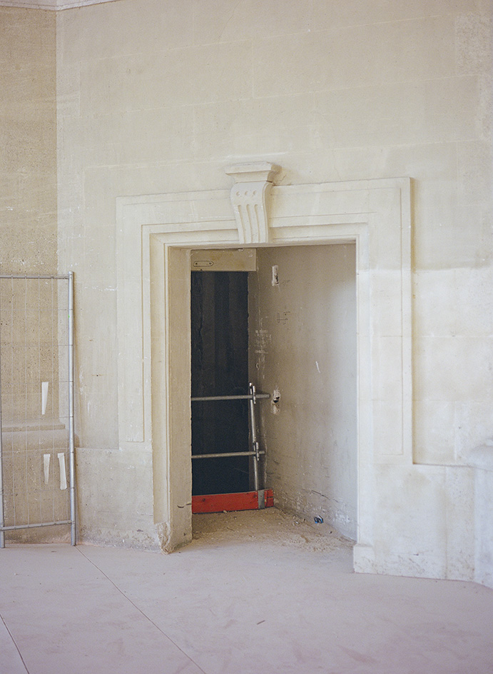 Grand Palais door inside