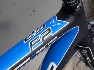 Felt's second-tier F2 uses the same multi-piece "Dynamic Monocoque Construction" as the flagship F1 but uses a different carbon fiber blend to bring down the cost