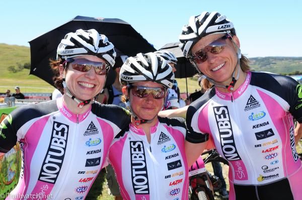 NoTubes Elite Women's riders (L to R) Nina Baum, Sarah Kaufmann, and Shannon Gibson