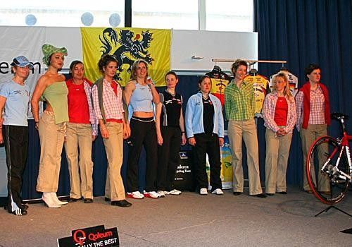 The Vlaanderen Ladies prepare for their fashion show