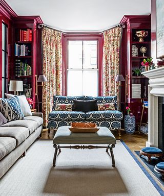 Bookshelf ideas for living rooms with red bay window bookshelves